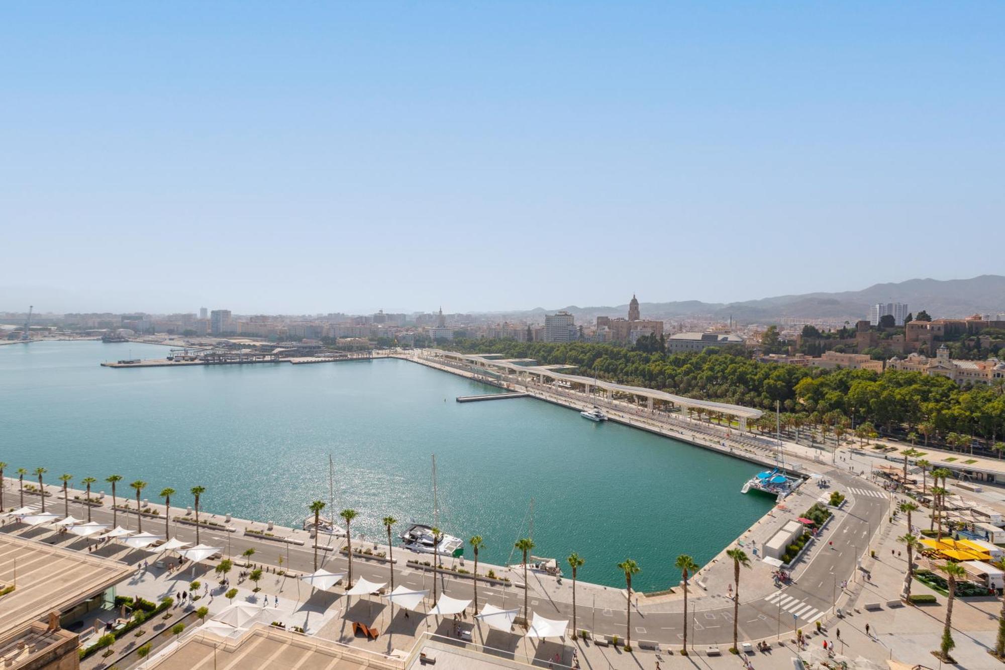 Luxury Beach/Port Apartment مالقة المظهر الخارجي الصورة