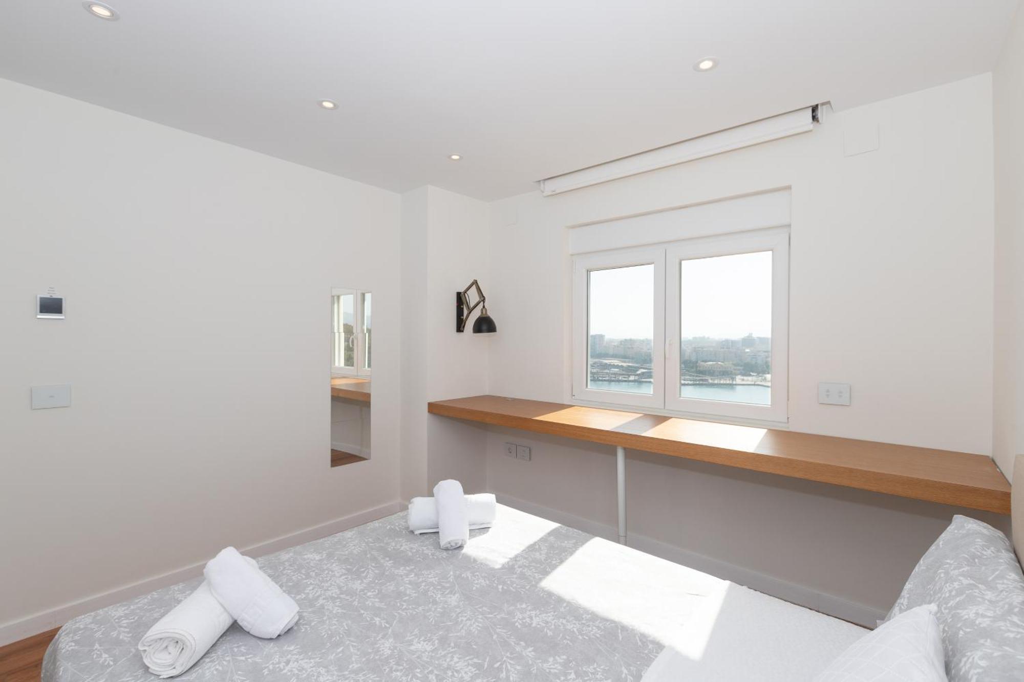Luxury Beach/Port Apartment مالقة المظهر الخارجي الصورة
