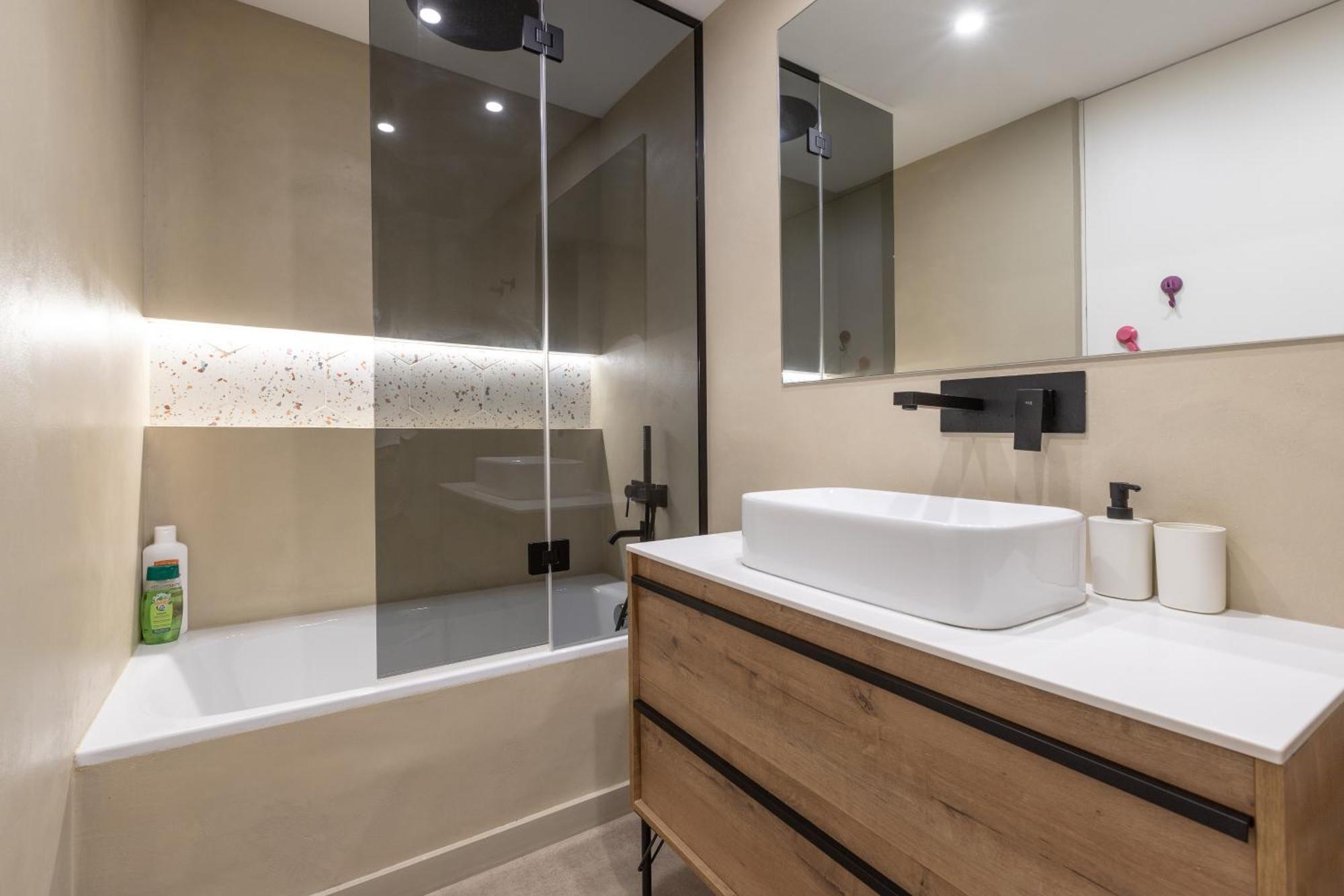 Luxury Beach/Port Apartment مالقة المظهر الخارجي الصورة