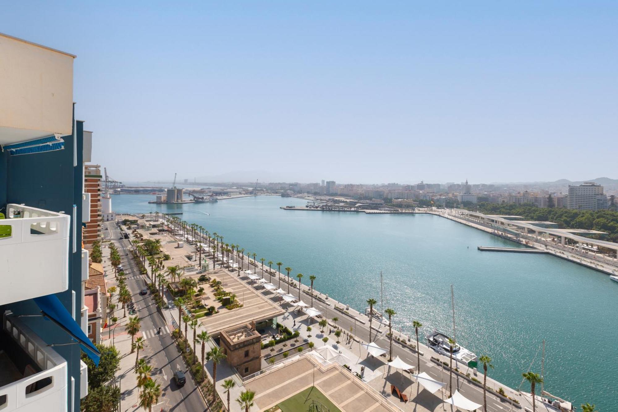 Luxury Beach/Port Apartment مالقة المظهر الخارجي الصورة
