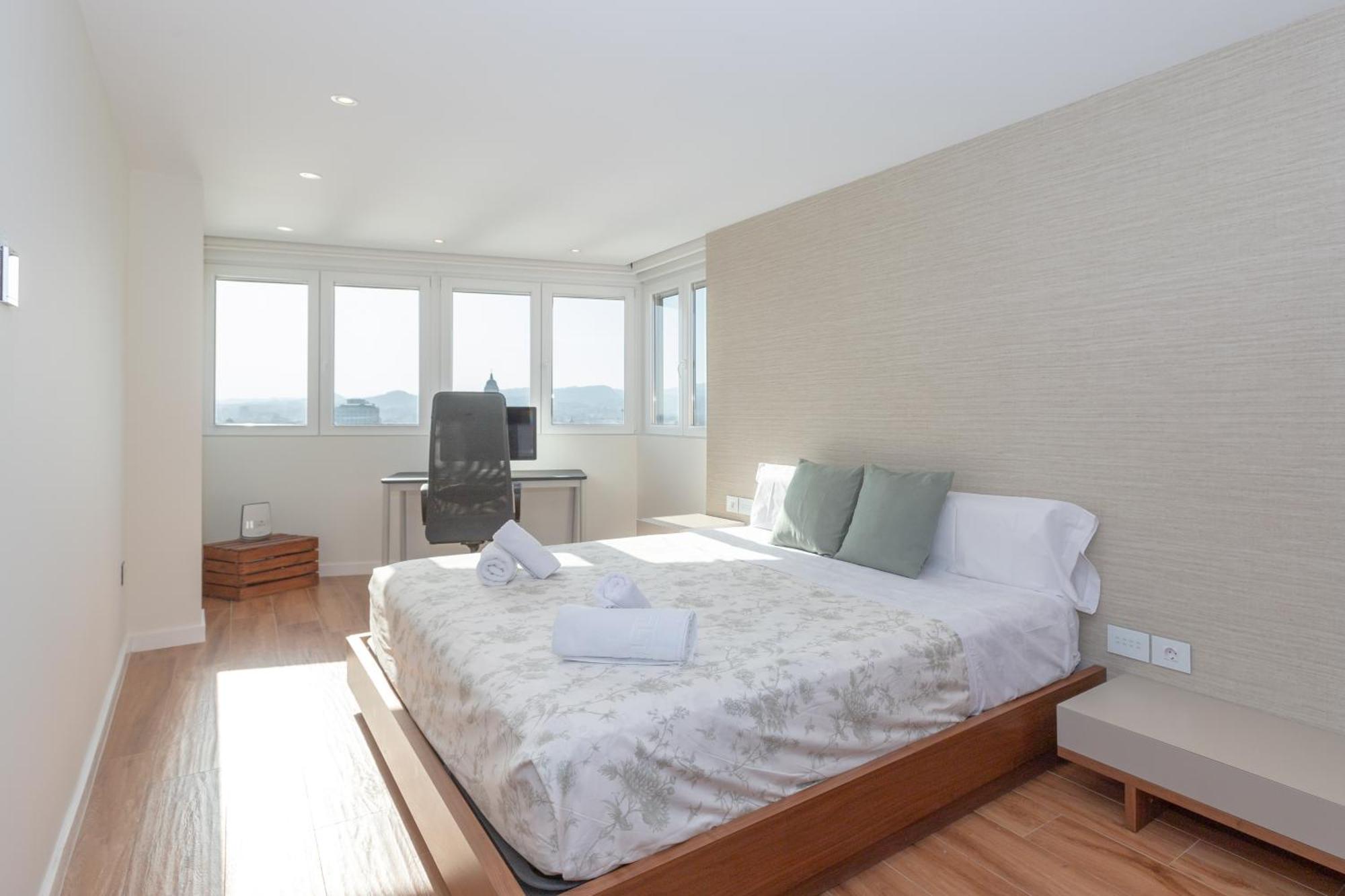 Luxury Beach/Port Apartment مالقة المظهر الخارجي الصورة